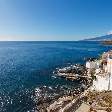 Апартаменты Family With Stunning Sea Views! *